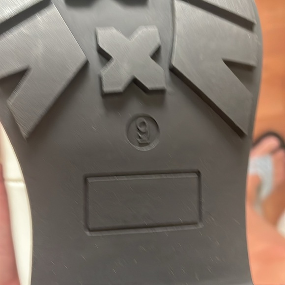 BP White Loafers - Picture 7 of 7